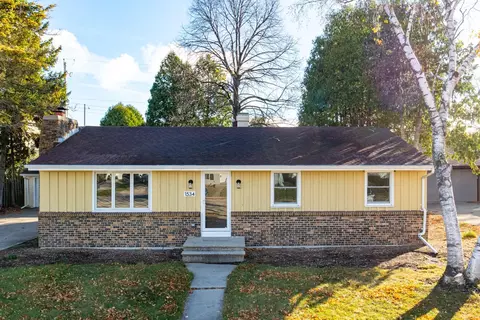 1534 Ames St, Neenah, WI 54956