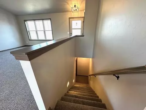 Entry Way - 1201 S Kensington Dr, Appleton, WI 54915 photo 3 of 3