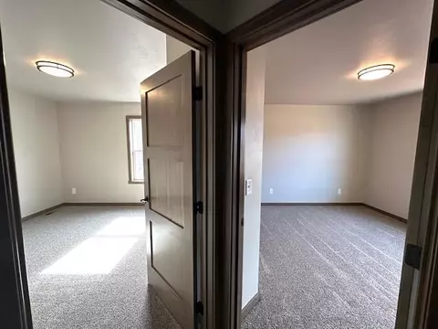 Bedroom - 1201 S Kensington Dr, Appleton, WI 54915 photo 2 of 4