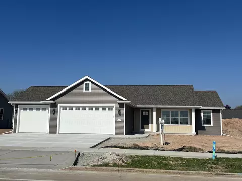 1209 S Kensington Dr, Appleton, WI 54915
