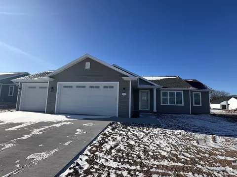 1225 S Kensington Dr, Appleton, WI 54915