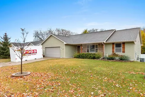 1292 Hannah St, Green Bay, WI 54303