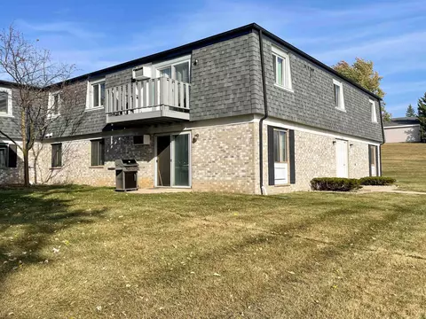 1608 Creek Rd #106, West Bend, WI 53090