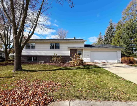 8 S Kayser St, Fond Du Lac, WI 54935