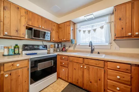1716 N Oneida St, Appleton, WI 54911 photo 15