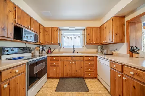1716 N Oneida St, Appleton, WI 54911 photo 14
