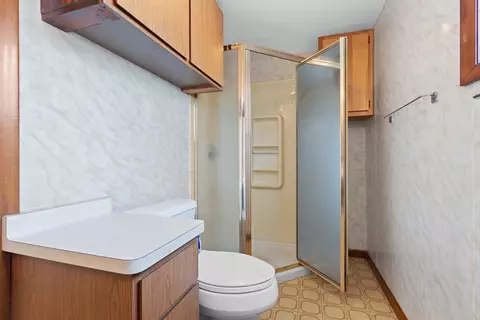 Bath - 830 E Atlantic St, Appleton, WI 54911 photo 1 of 3