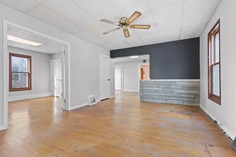Living - 830 E Atlantic St, Appleton, WI 54911 photo 2 of 3