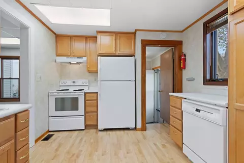 Kitchen - 830 E Atlantic St, Appleton, WI 54911 photo 2 of 3