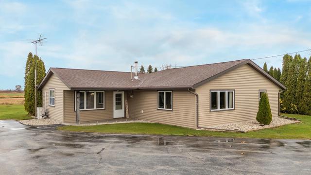 w2360 De Master Road, Oostburg, WI 53070