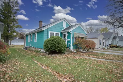 1141 13th Ave, Green Bay, WI 54304