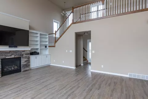 1201 Kathleen Ct, Appleton, WI 54915 photo 9