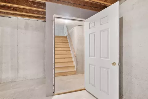 Entry Way - 4511 Skyway Ct, Appleton, WI 54913 photo 3 of 3