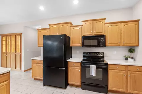 Kitchen - 4511 Skyway Ct, Appleton, WI 54913 photo 2 of 3