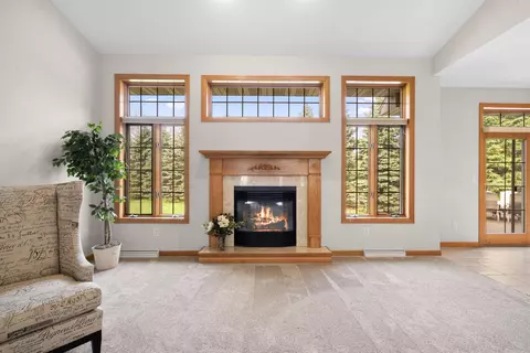 Living - 4511 Skyway Ct, Appleton, WI 54913 photo 3 of 3