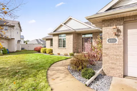 Exterior - 4511 Skyway Ct, Appleton, WI 54913 photo 10 of 11