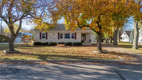 1759 Lenwood Ave, Green Bay, WI 54303