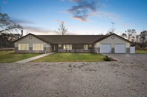 w1817 County Road B, Marinette, WI 54143