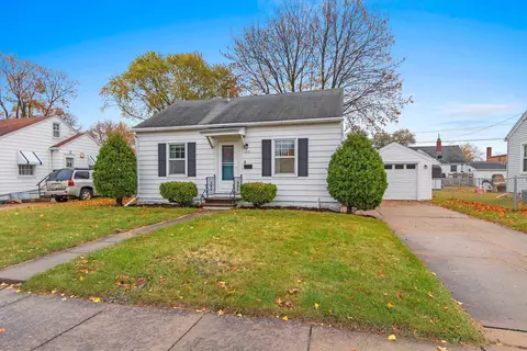 1221 Cleveland St, Green Bay, WI 54304