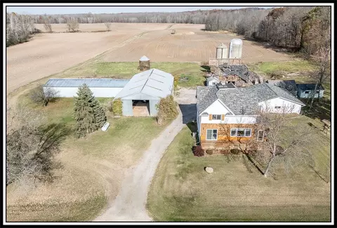 w6516 Center Valley Road, Shiocton, WI 54170