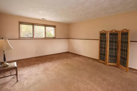 Other - 554 E Gate Dr, Oshkosh, WI 54904 photo 4 of 13