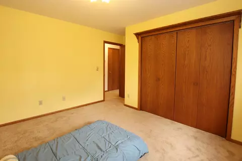 Bedroom - 554 E Gate Dr, Oshkosh, WI 54904 photo 6 of 6