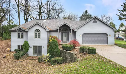 w6755 Sunnyvale Lane, Greenville, WI 54942