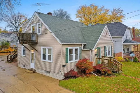 332 12th Ave, Green Bay, WI 54303