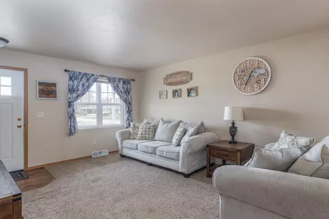 922 Silver St, De Pere, WI 54115 photo 4