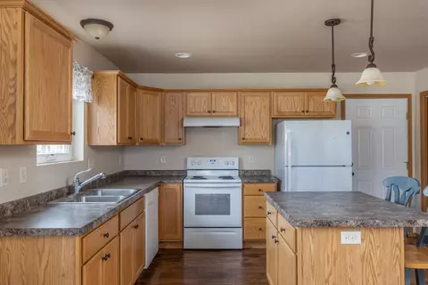 922 Silver St, De Pere, WI 54115 photo 6