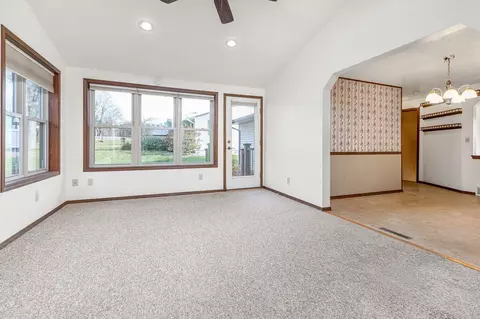 1316 W Edmund Dr, Appleton, WI 54914 photo 13