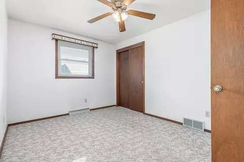 1316 W Edmund Dr, Appleton, WI 54914 photo 19