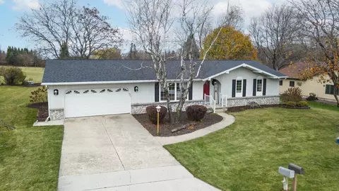 48 Dove Ave, Chilton, WI 53014