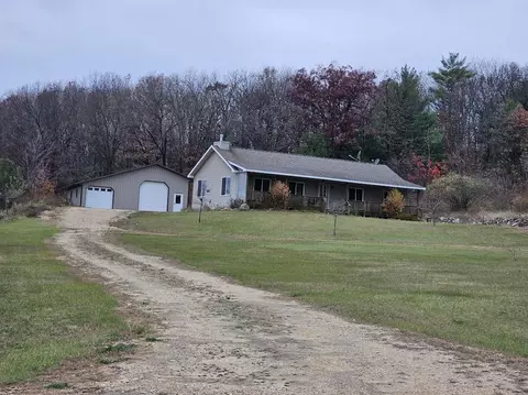 n2591 County Road B, Hancock, WI 54943