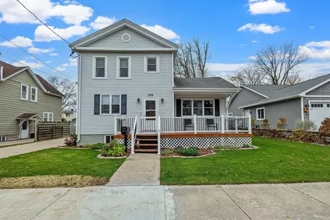 329 E Doty Ave, Neenah, WI 54956