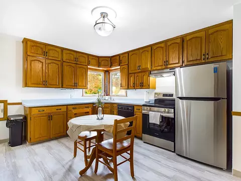 Kitchen - 195 Gardners Row, Appleton, WI 54915 photo 1 of 2