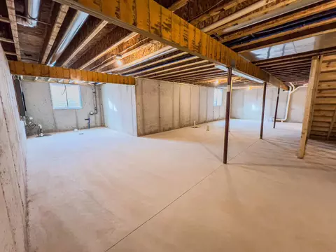 2351 E Plank Cir, Appleton, WI 54915 photo 16