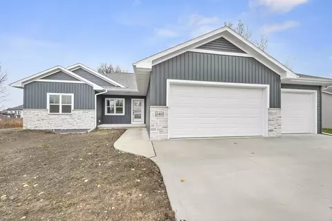 240 Fairway Dr, Luxemburg, WI 54217