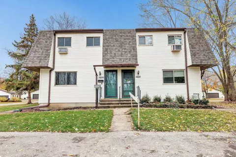 1656 Tonya Trl, Neenah, WI 54956