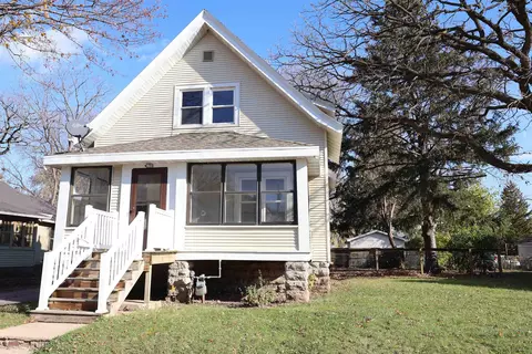 834 Central St, Oshkosh, WI 54901