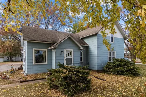 4221 Jackson St, Oshkosh, WI 54901