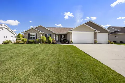n1728 Brookhill Drive, Greenville, WI 54942