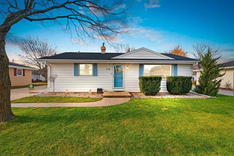 319 S Matthias St, Appleton, WI 54915