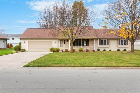 631 Schmidt Ave, Seymour, WI 54165