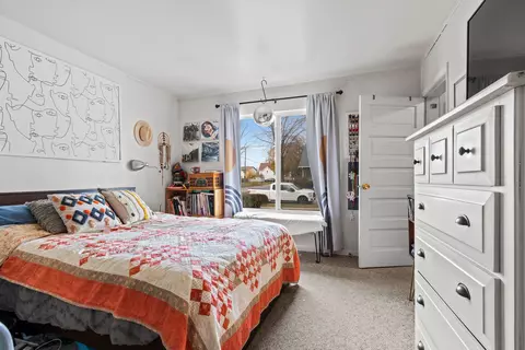 1135 W Lawrence St, Appleton, WI 54914 photo 4