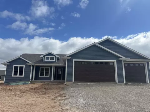 1308 S Jade Dr, Appleton, WI 54915