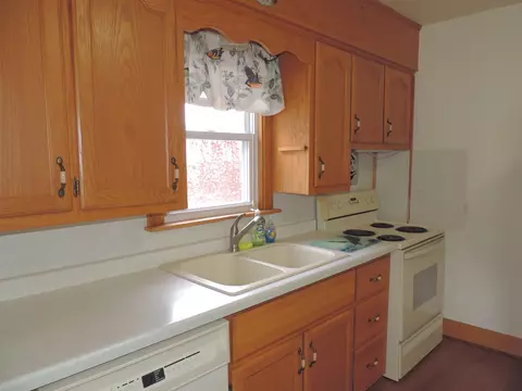 214 E Brook St, Suring, WI 54174 photo 8