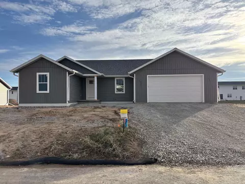 3801 E Teton Ln, Appleton, WI 54913