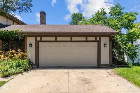 Exterior - 3125 N Doris Ln, Appleton, WI 54911 photo 4 of 9
