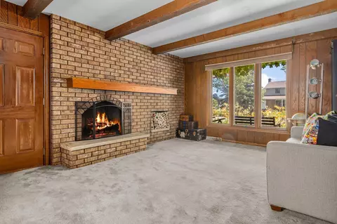 Living - 3125 N Doris Ln, Appleton, WI 54911 photo 5 of 5